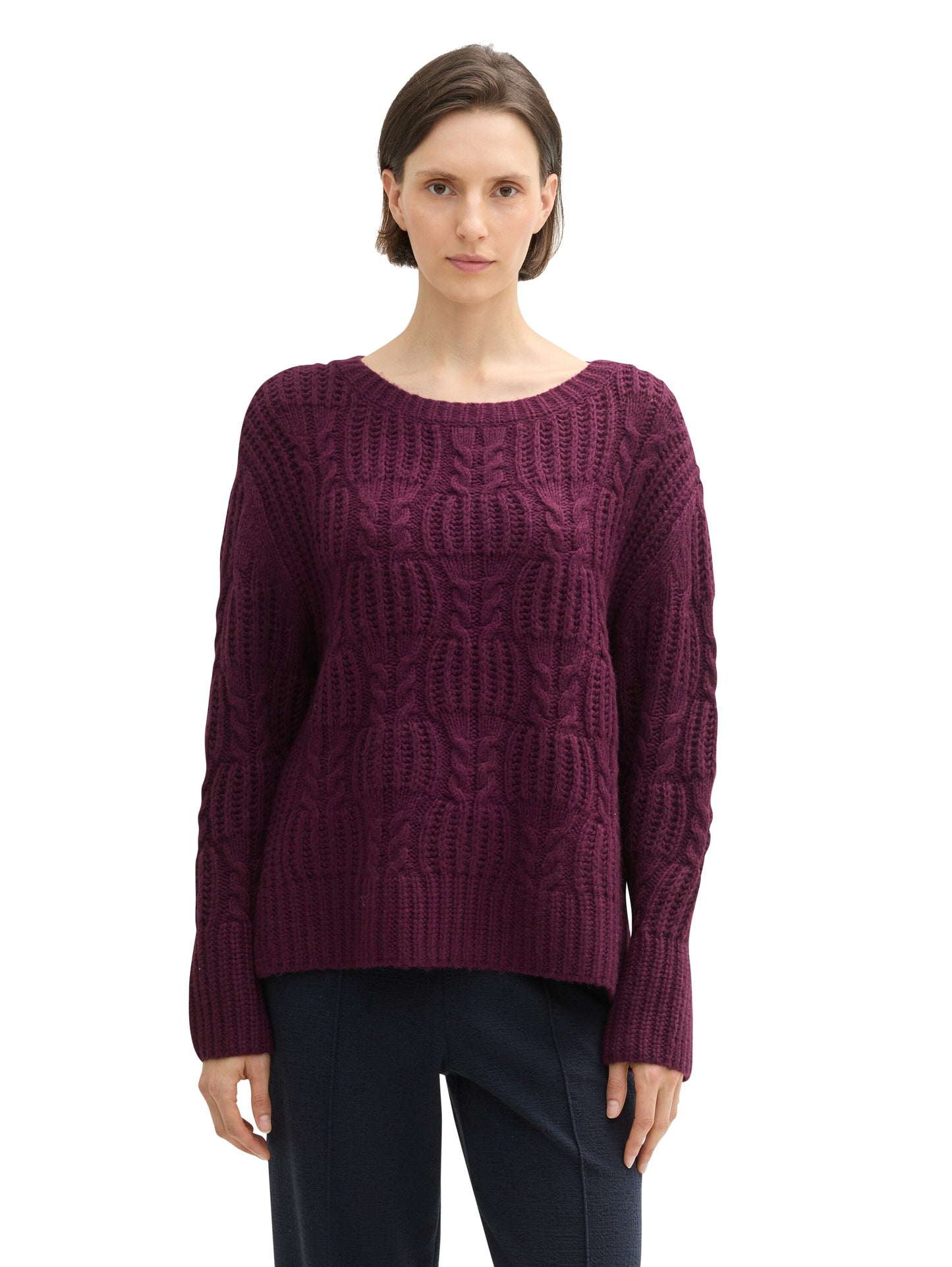 Strukturierter Pullover mit Schlitzen