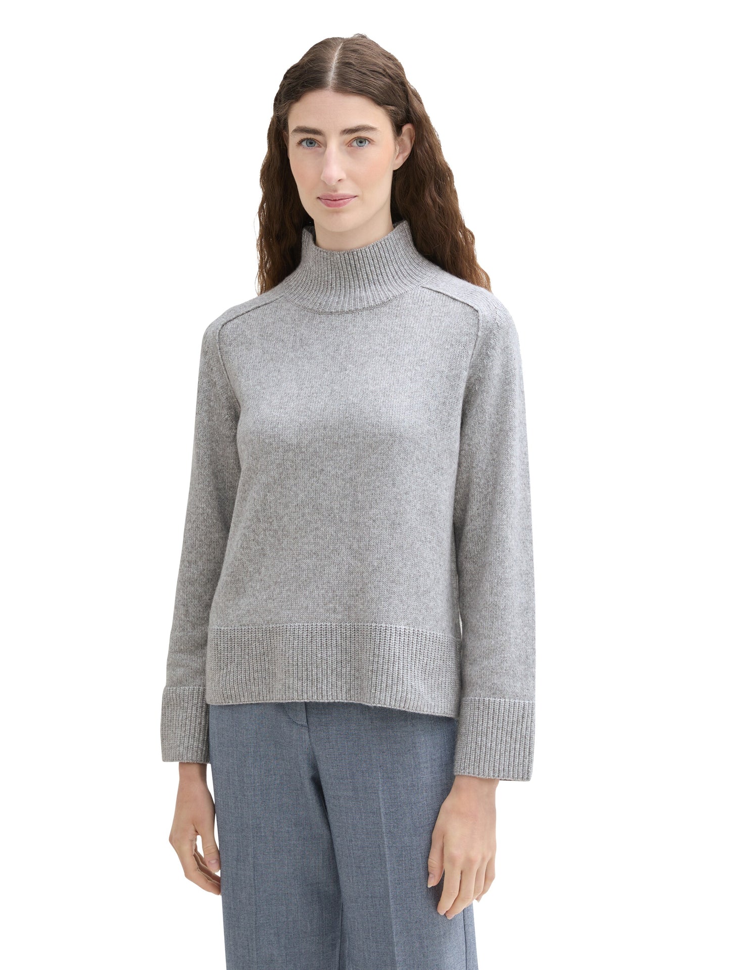 Weicher Strick Pullover mit Stehkragen