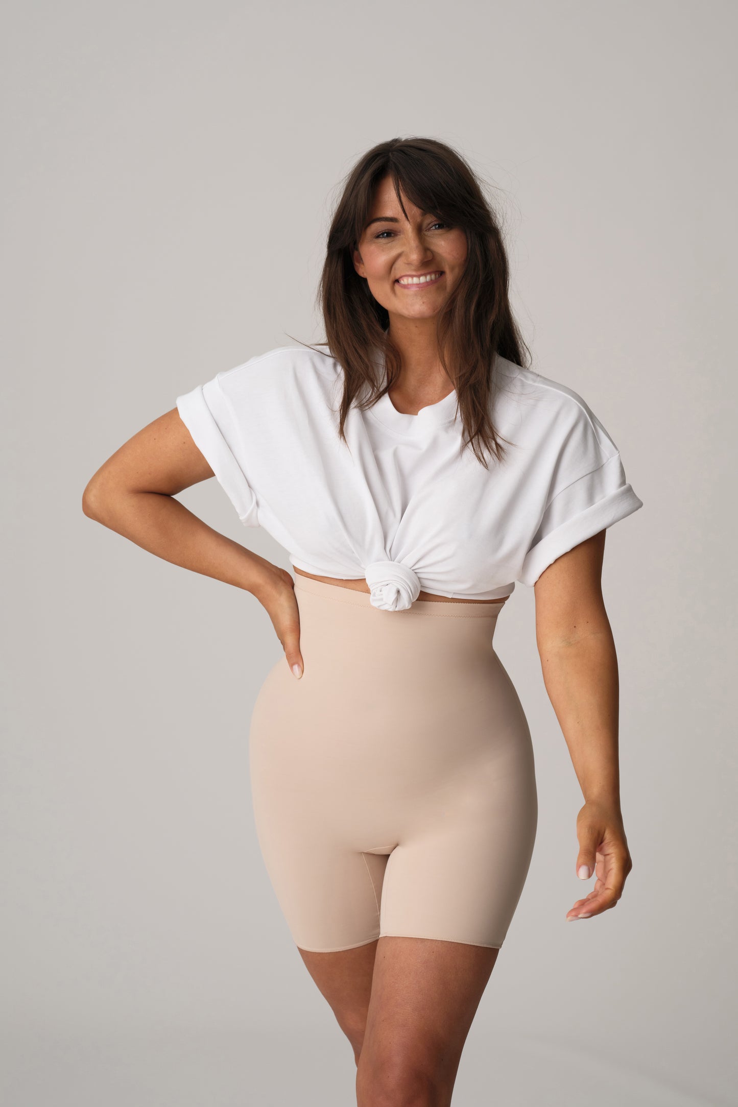 PERLE caffé latte Shapewear Bodyshaper mit Bein